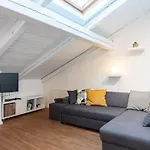 Apartment Old View Rooftop With Ac Prague